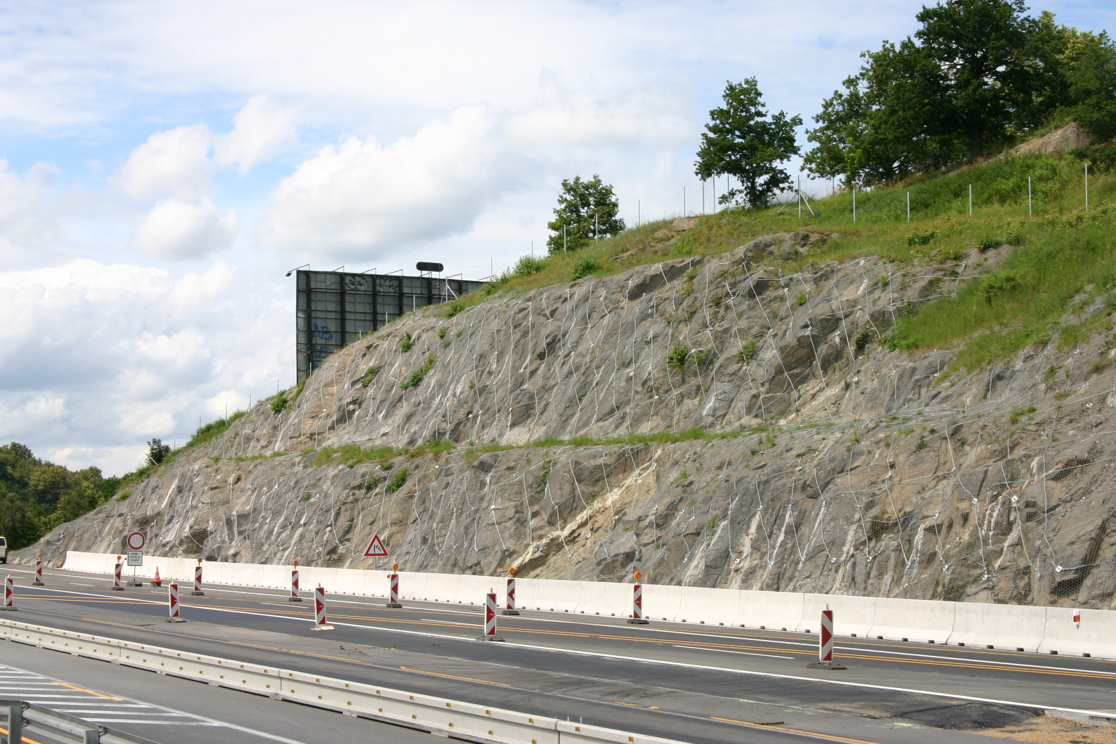 Dálnice D1 – sanace skalních zářezů v rámci modernizace D1 (úsek 19)    - Gespecialiseerde competenties
