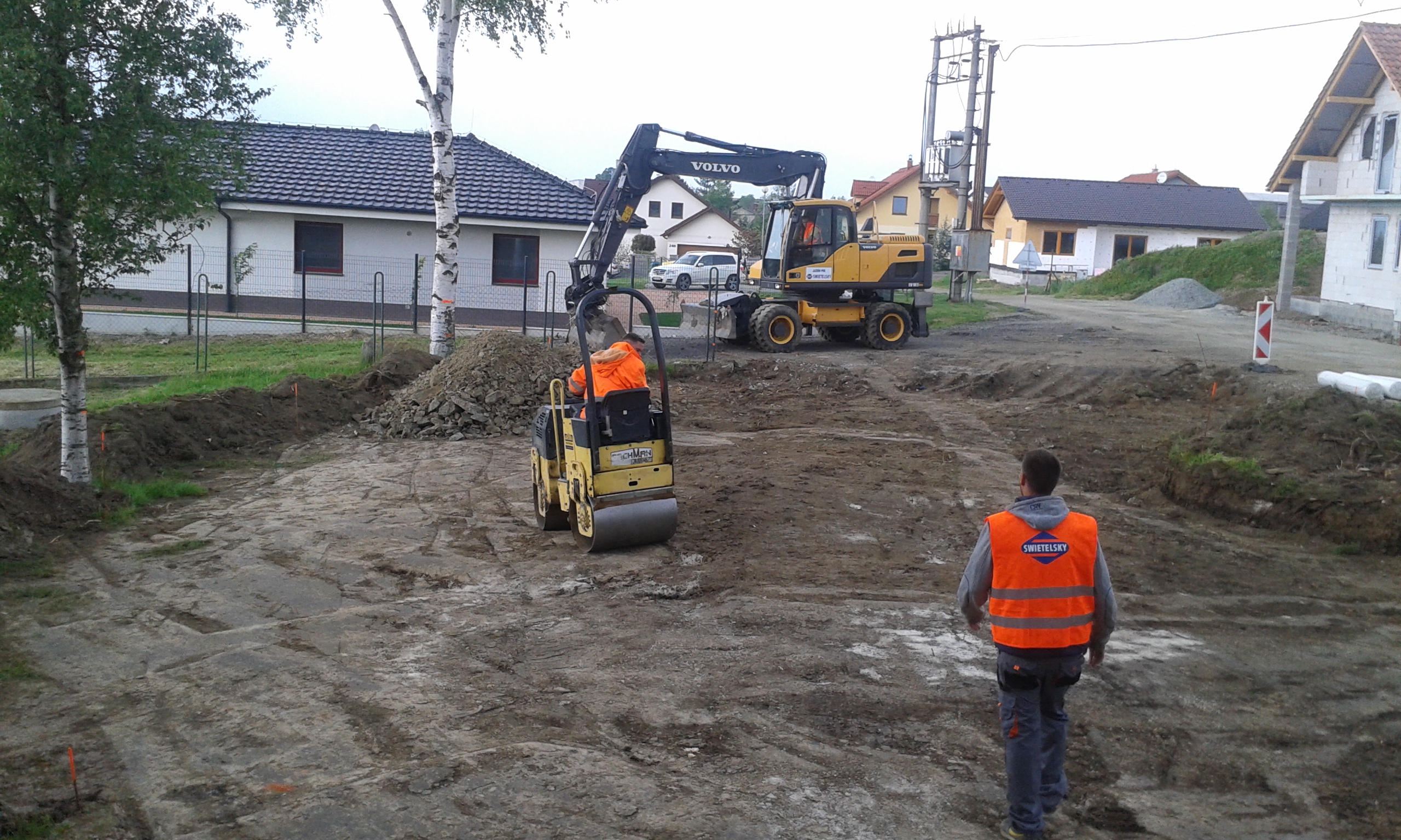 Rekonštrukcia otoče pre autobusovú dopravu v Diakovej - Wegen- en bruggenbouw