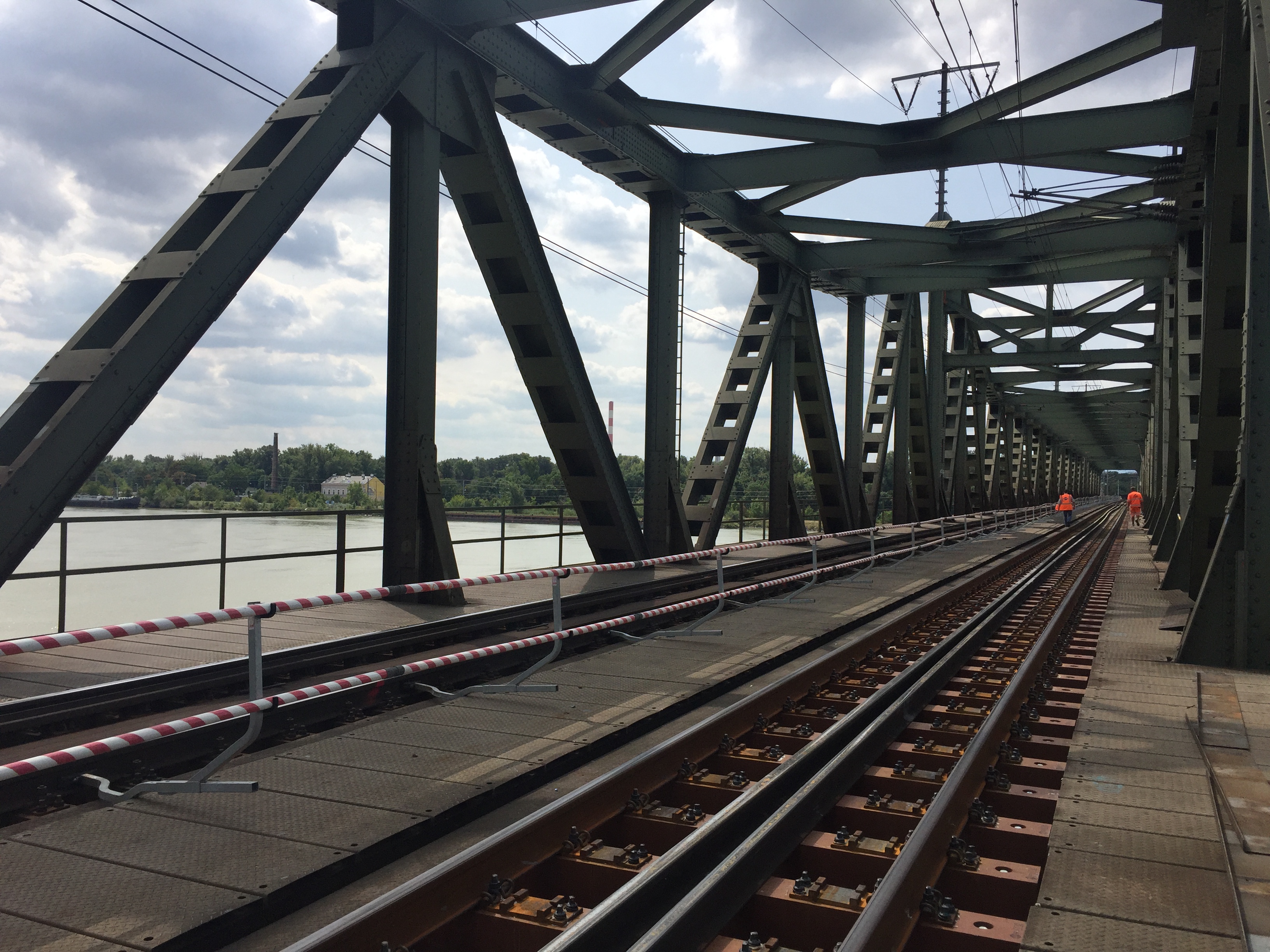 Brückenholztausch FFU Ostbahnbrücken - Spoorwegbouw