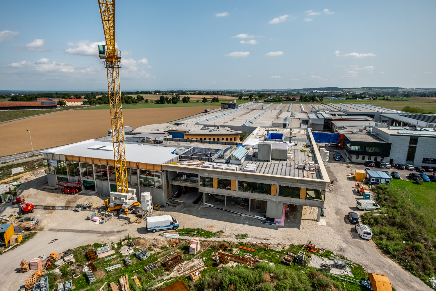 Neubau Schulungszentrum Hargassner Weng - Bouw