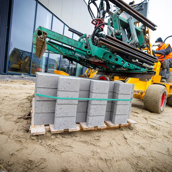 Web 20251127 094427 SV4163