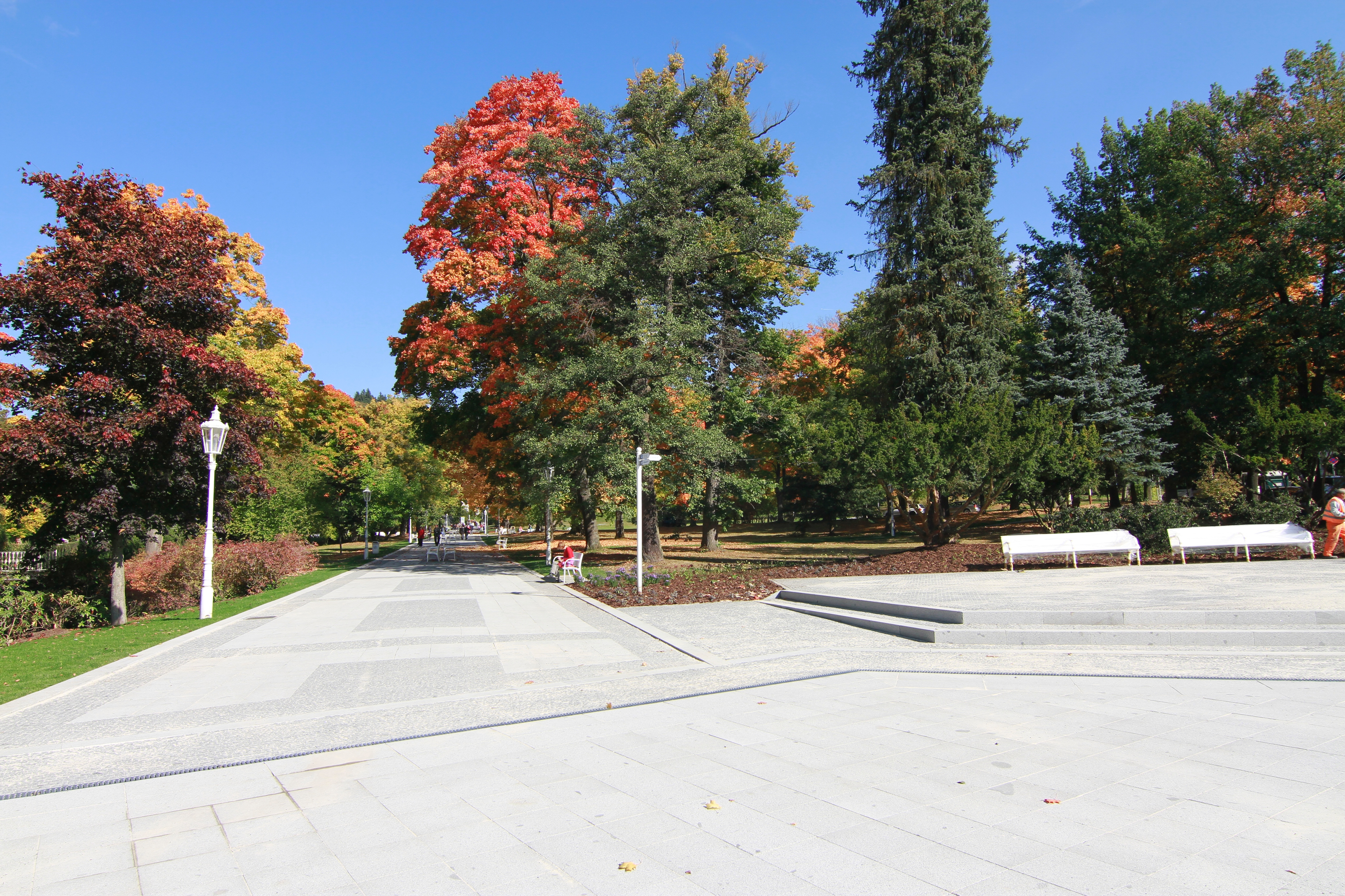 Mariánské Lázně – rekonstrukce parku - Wegen- en bruggenbouw