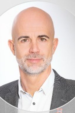  Reinhard Huber 