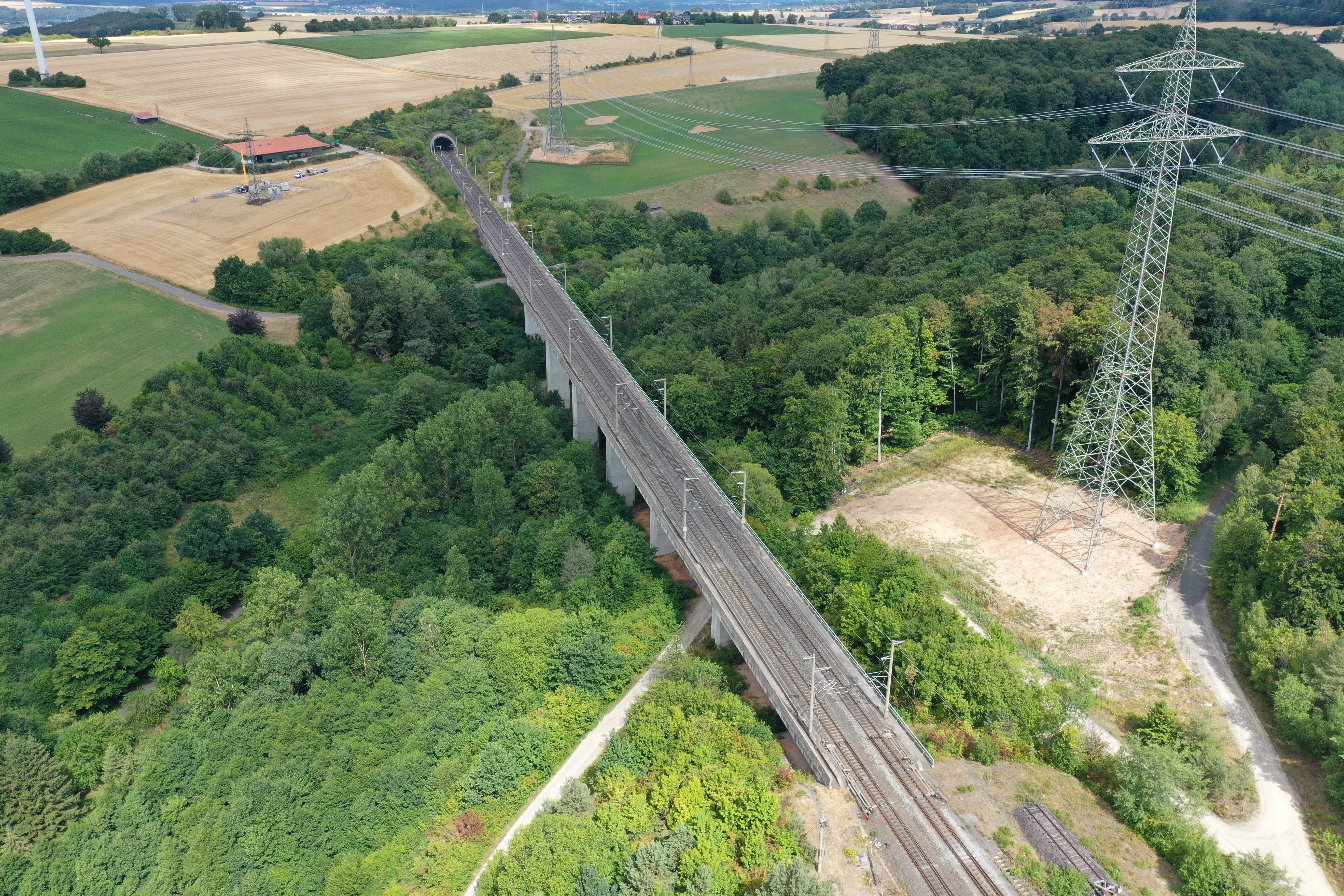 Voorbereidingen op locatie bij project Kassel - Fulda - NL